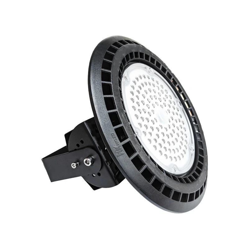 Đèn LED chiếu sáng nhà thi đấu 50W lắp ráp tại Việt Nam – UFO X01